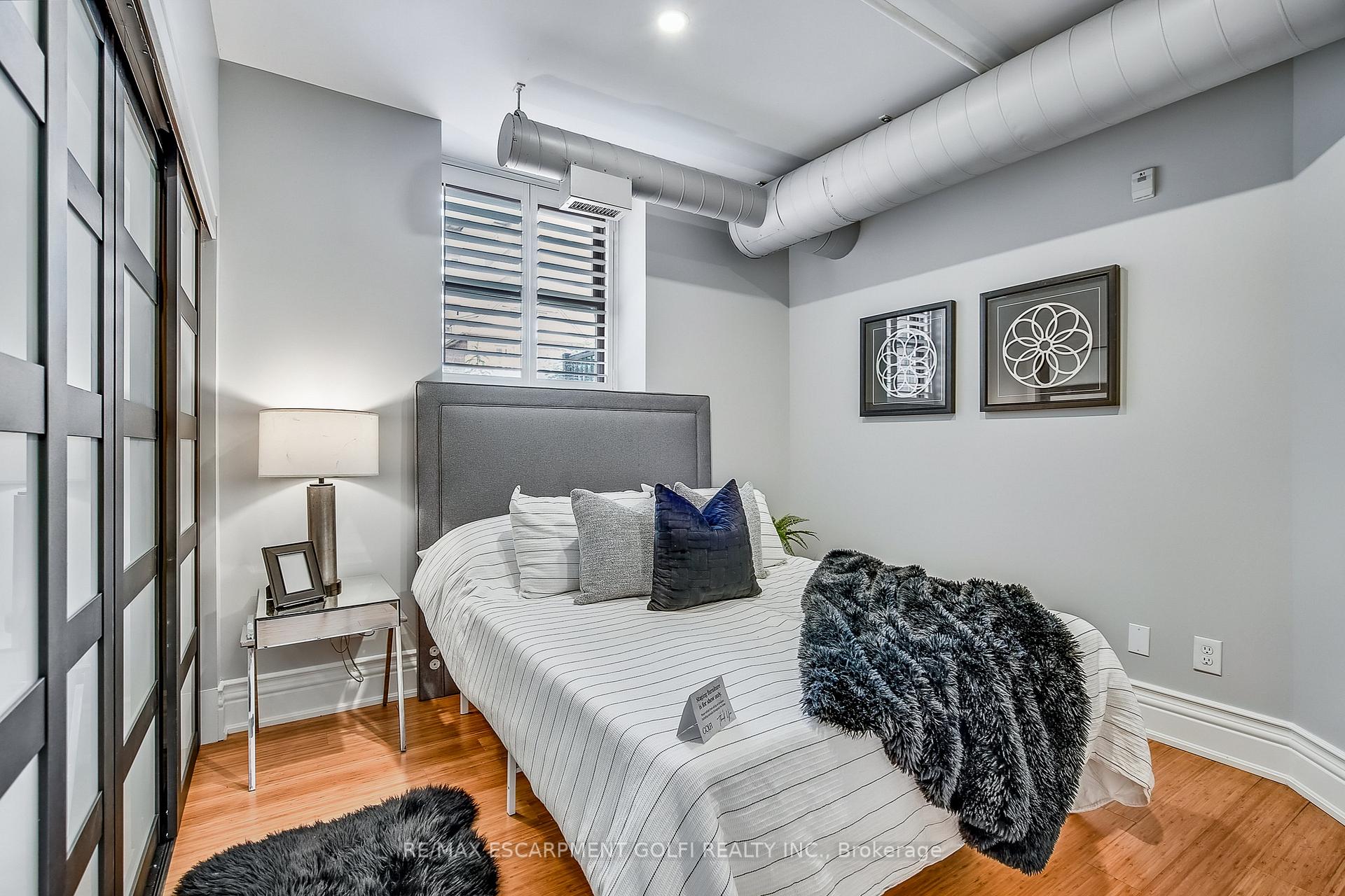 1 Bedroom Condo at 200 STINSON, Hamilton For sale
