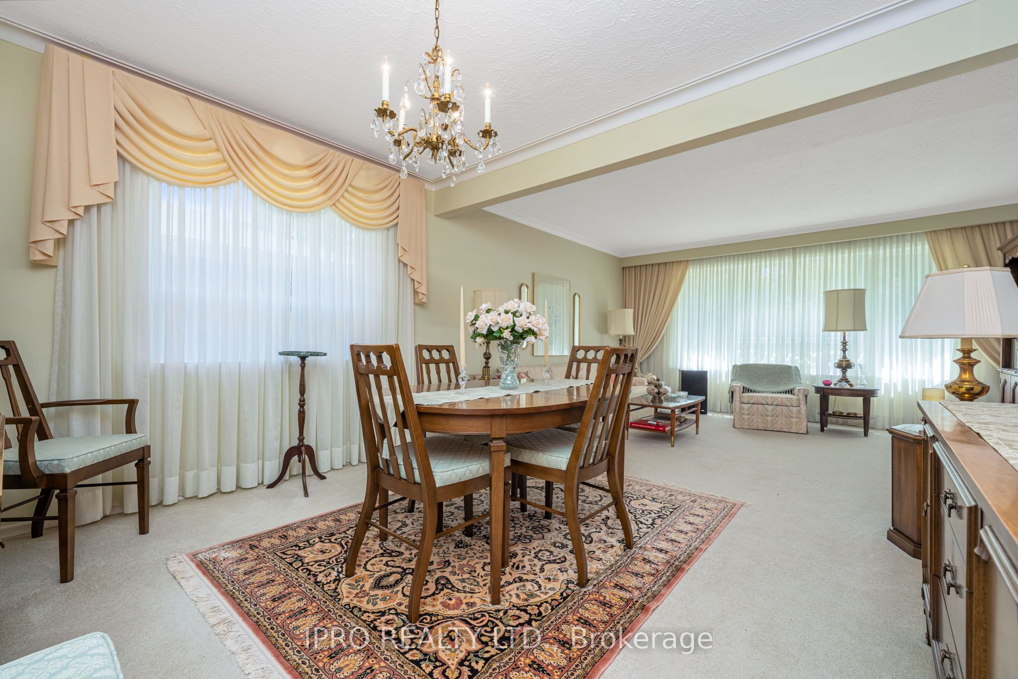32 Cloverhill Road
