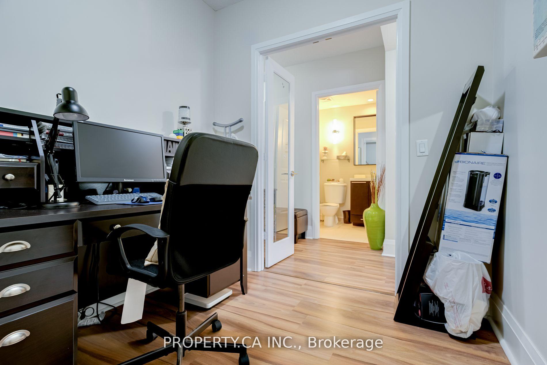 2 Bedrooms Condo at 100 Harrison, Toronto For sale