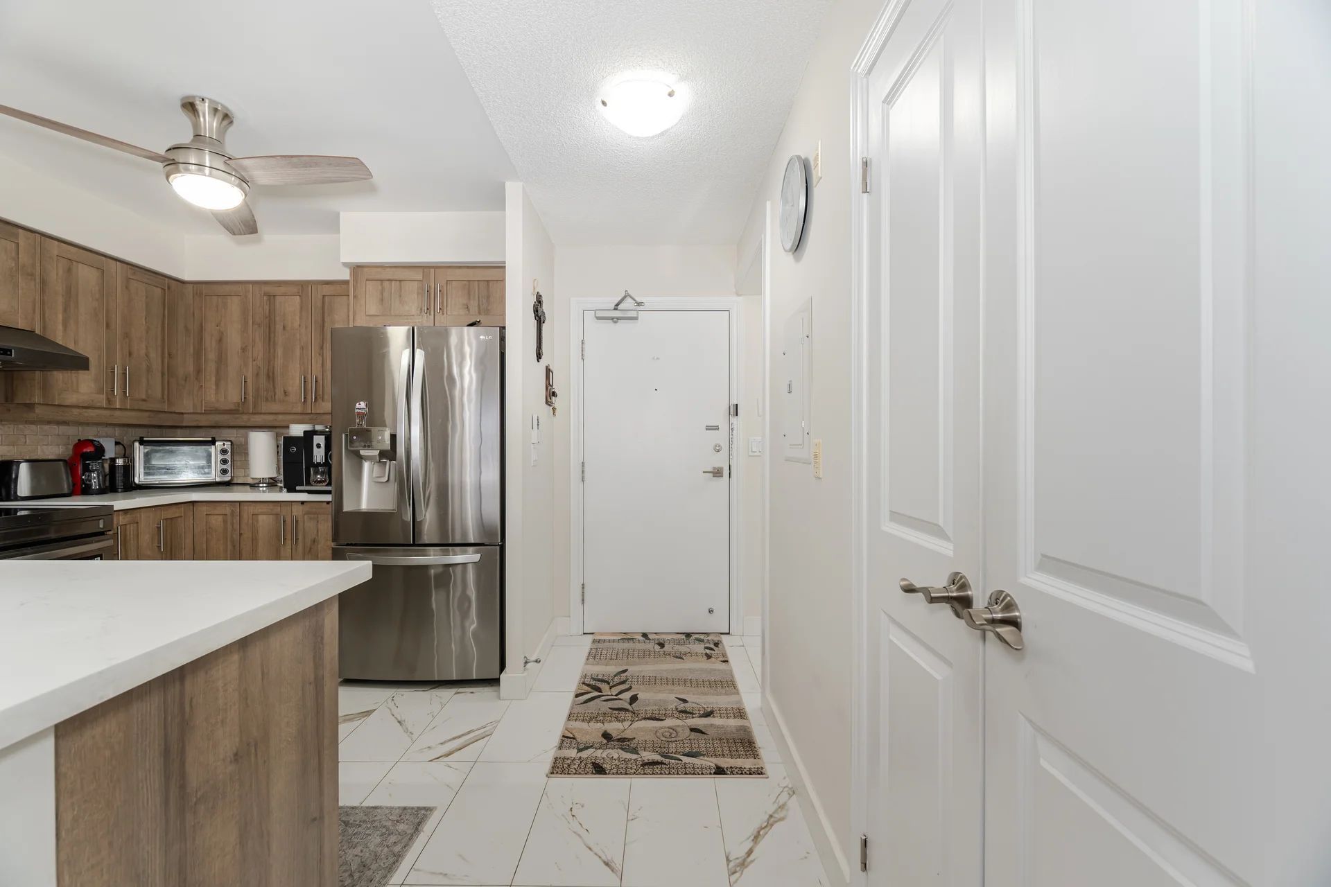 8026 Kipling Avenue W 403