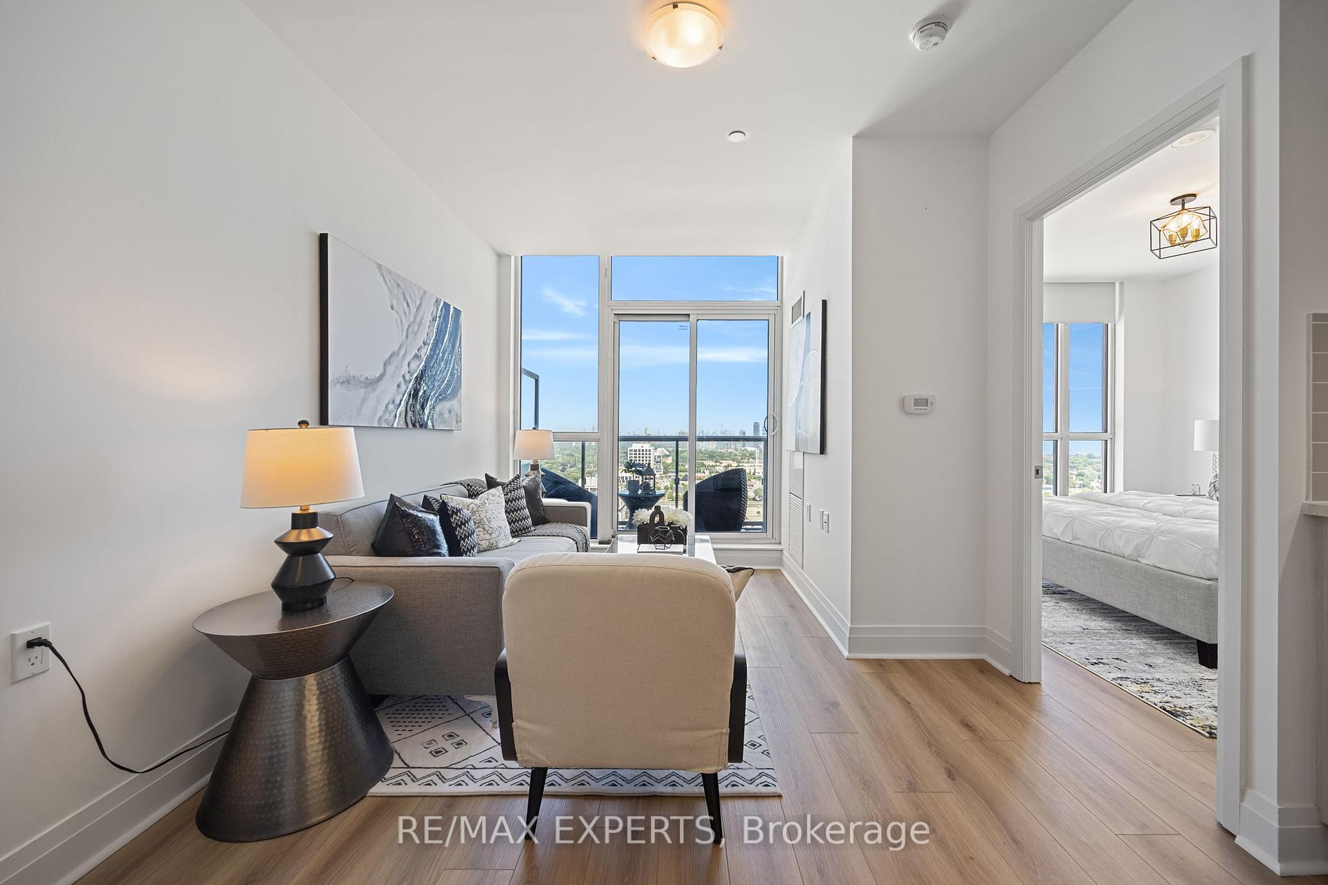 1 Bedroom Condo at 17 Zorra, Toronto For sale