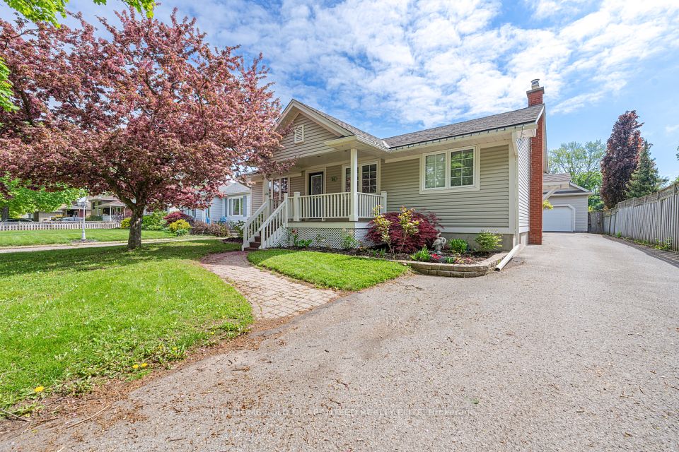56 Dunkeld Avenue, St. Catharines, ON L2M 4A7