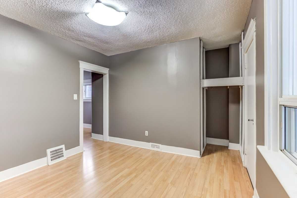 1215 Bathurst Street 2