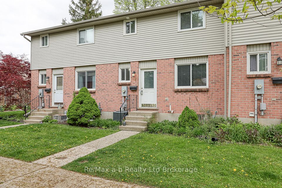 #3 - 478 Springbank Avenue, Woodstock, ON N4T 1K7
