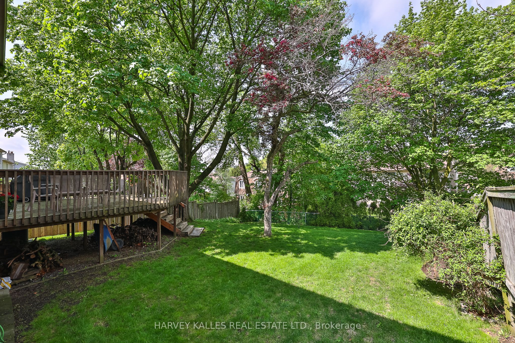 28 Waggoners Wells Lane
