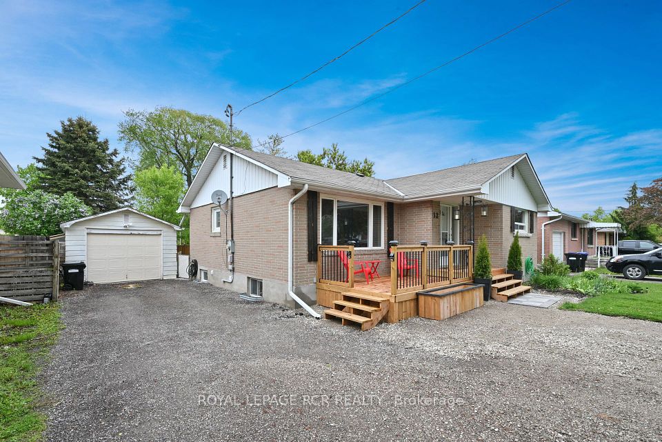 12 Maple Avenue, New Tecumseth, ON L0G 1A0