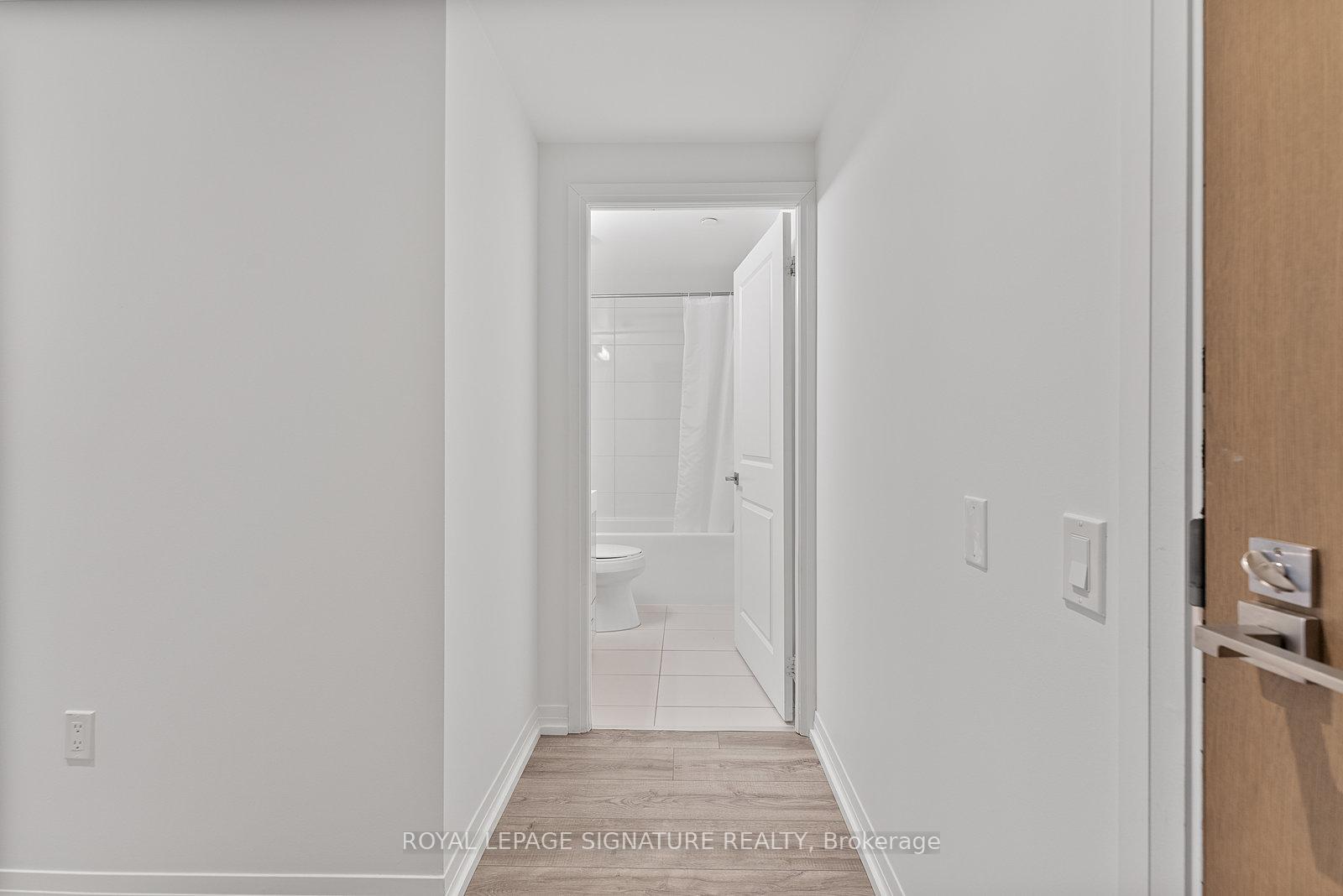 1 Bedroom Condo at 251 Jarvis,  Toronto For sale