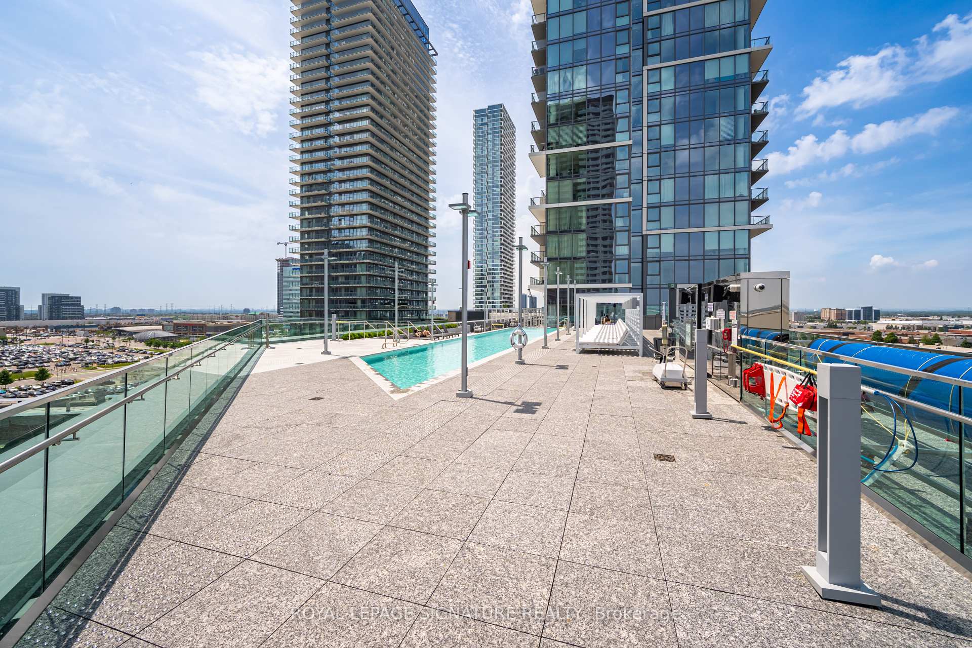 2 Bedrooms Condo at 7890 Jane, Vaughan For sale