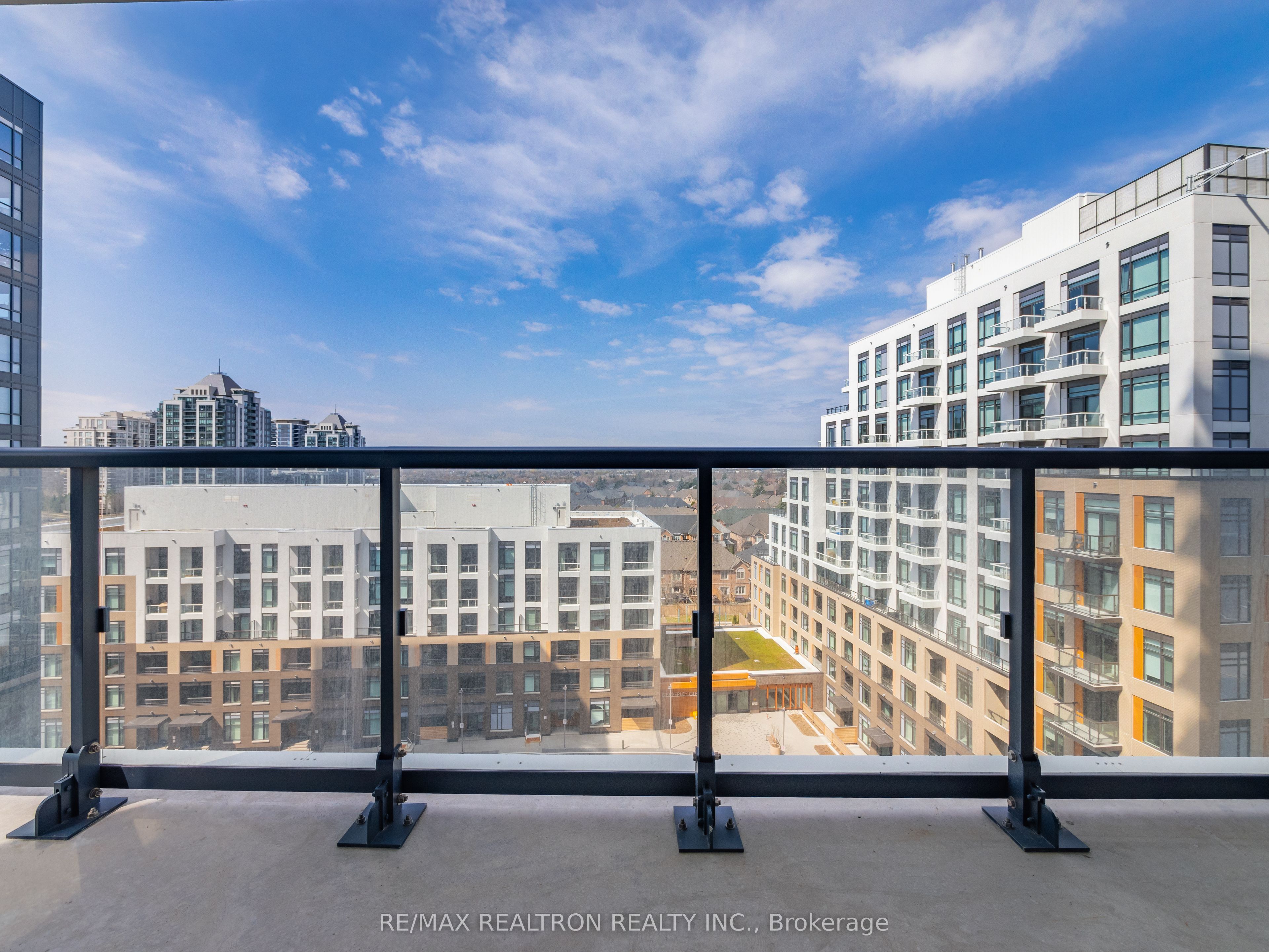 7950 Bathurst Street, #0911 Tower B