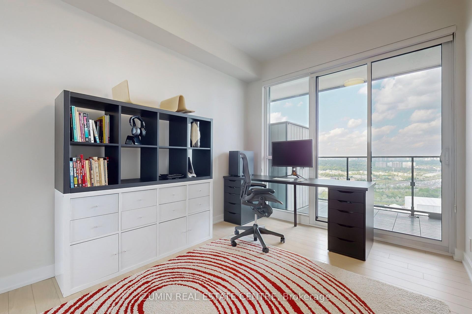 3 Bedrooms Condo at 10 Park Lawn, Toronto For sale