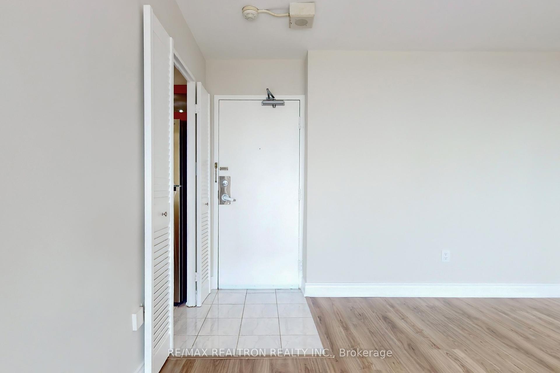3 Bedrooms Condo at 1 Massey, Toronto For sale