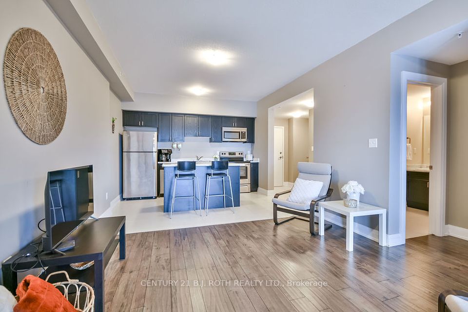 Open concept kitchen/living room