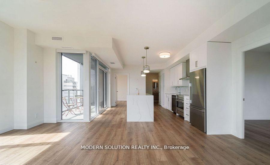 2 Bedrooms Condo at 500 Brock, Burlington For sale