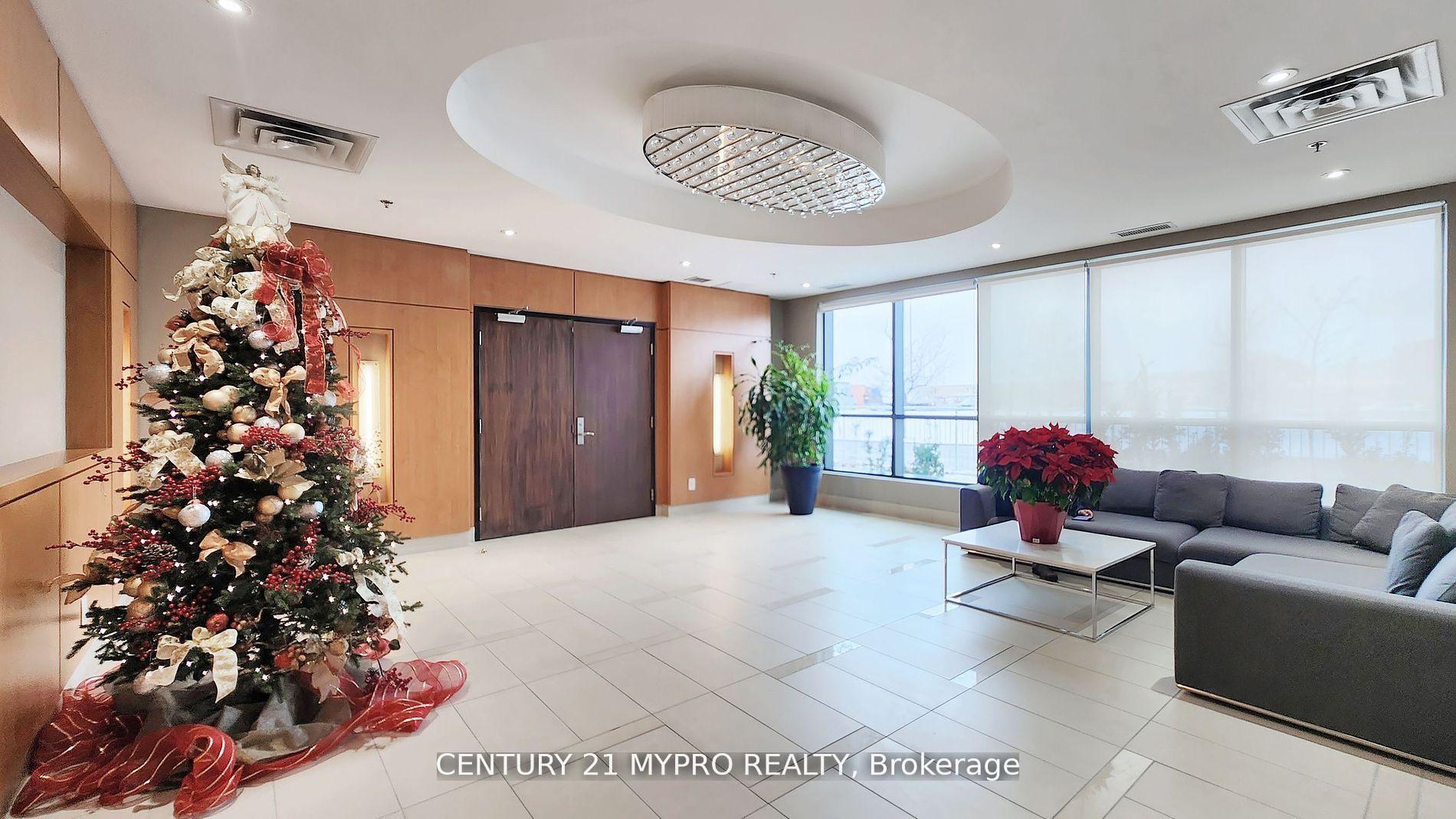 2 Bedrooms Condo at 840 Queen’s Plate,  Toronto For sale