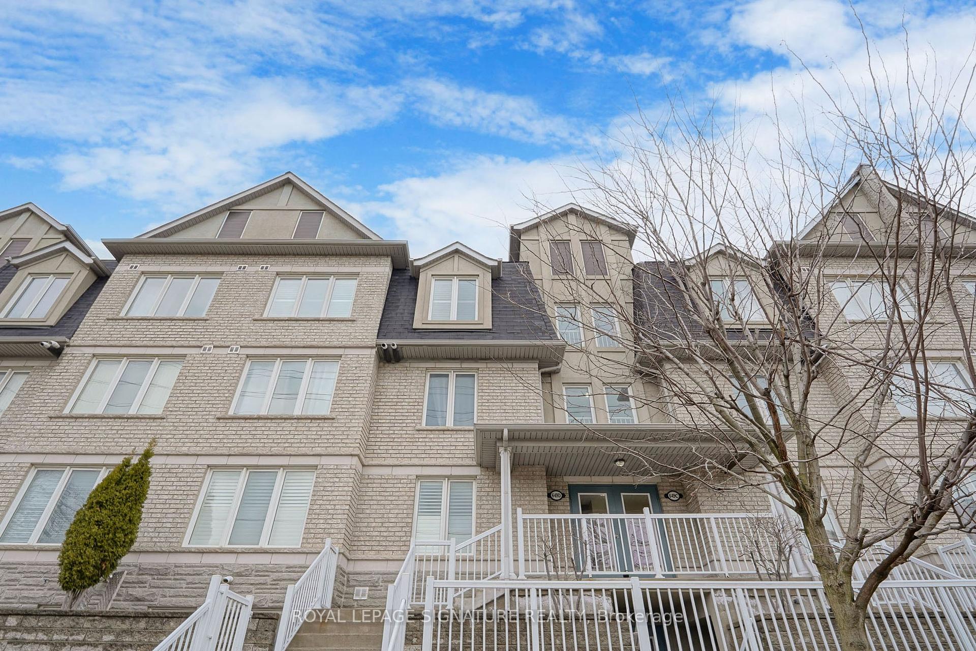 4 Bedrooms Condo at 649D Warden, Toronto For sale