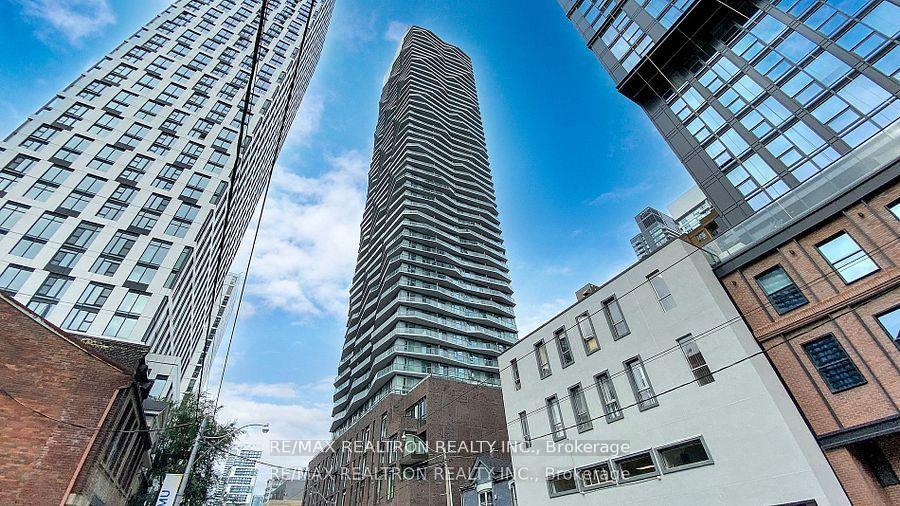 3 Bedrooms Condo at 100 Dalhousie, Toronto For sale