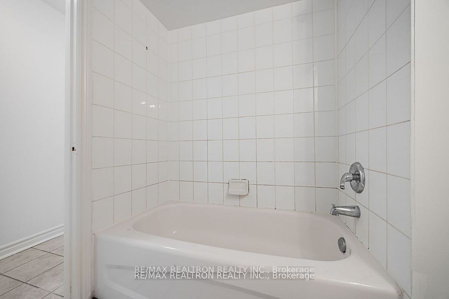 1401 Dupont Street, #225