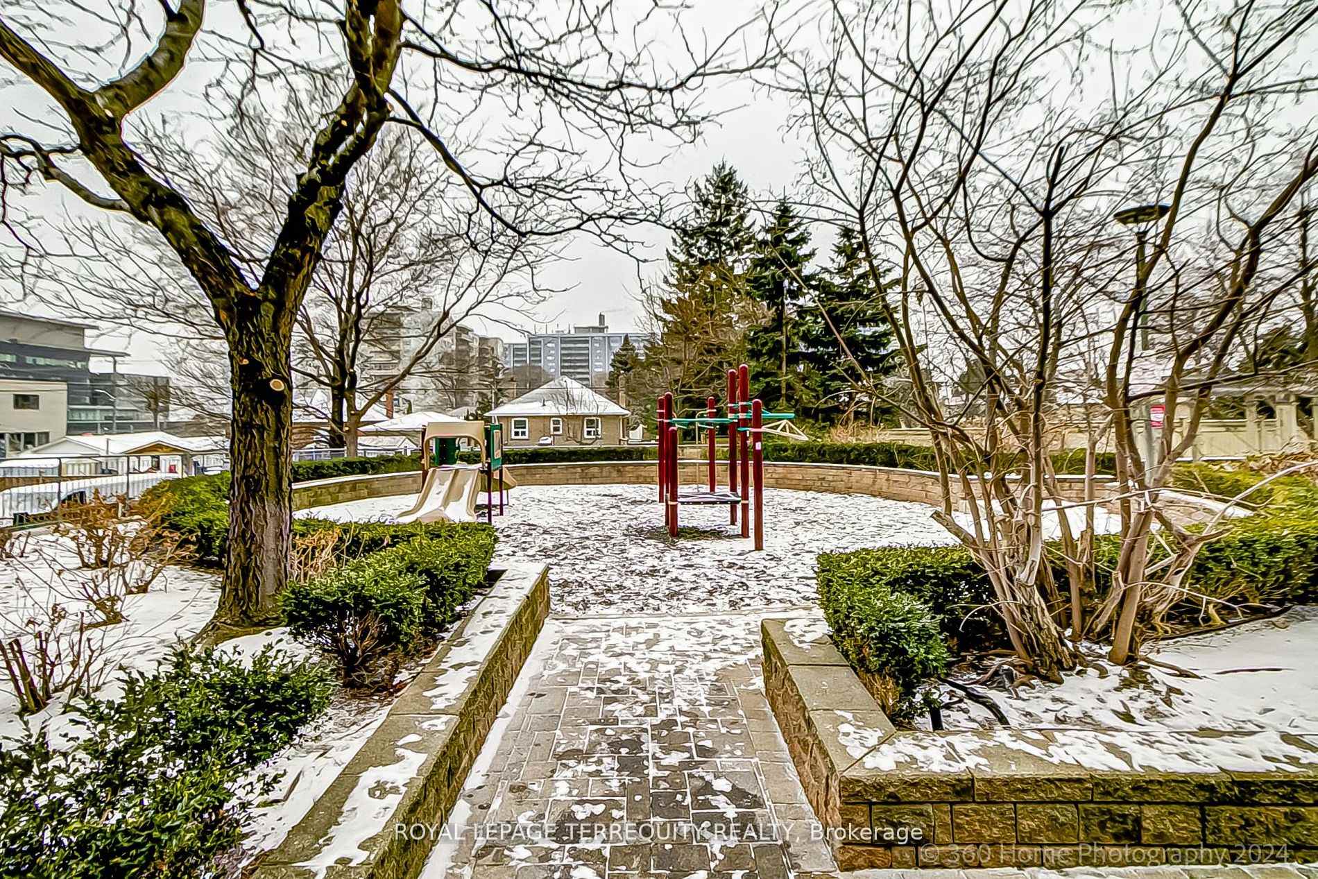 2 Bedrooms Condo at 2772 Keele, Toronto For sale