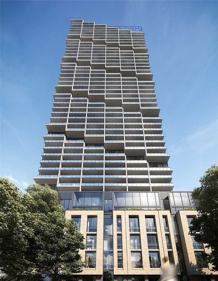 1000 Portage