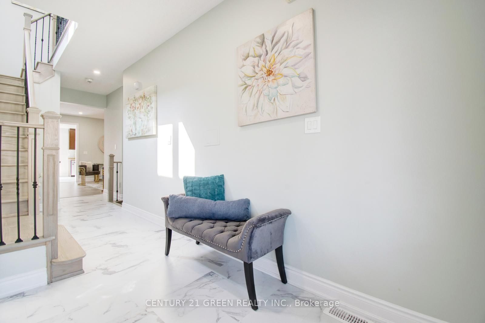 65 Yardley Crescent