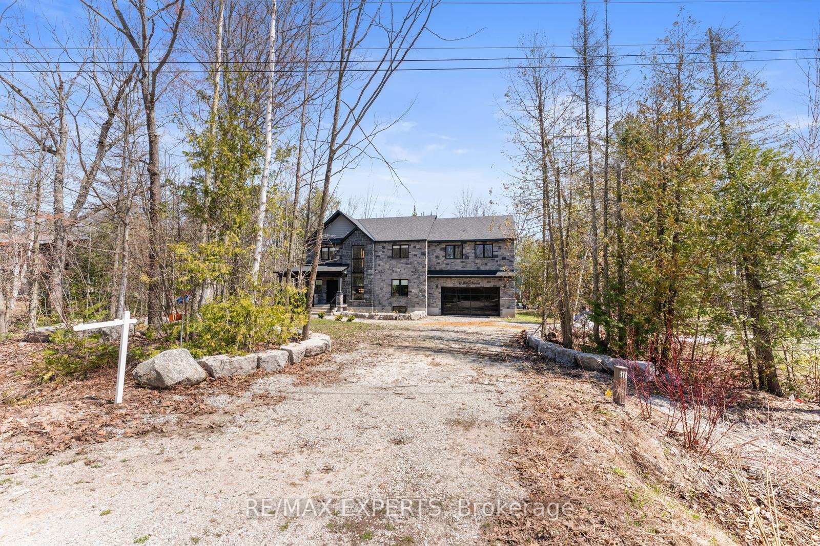 11 Joliet Crescent