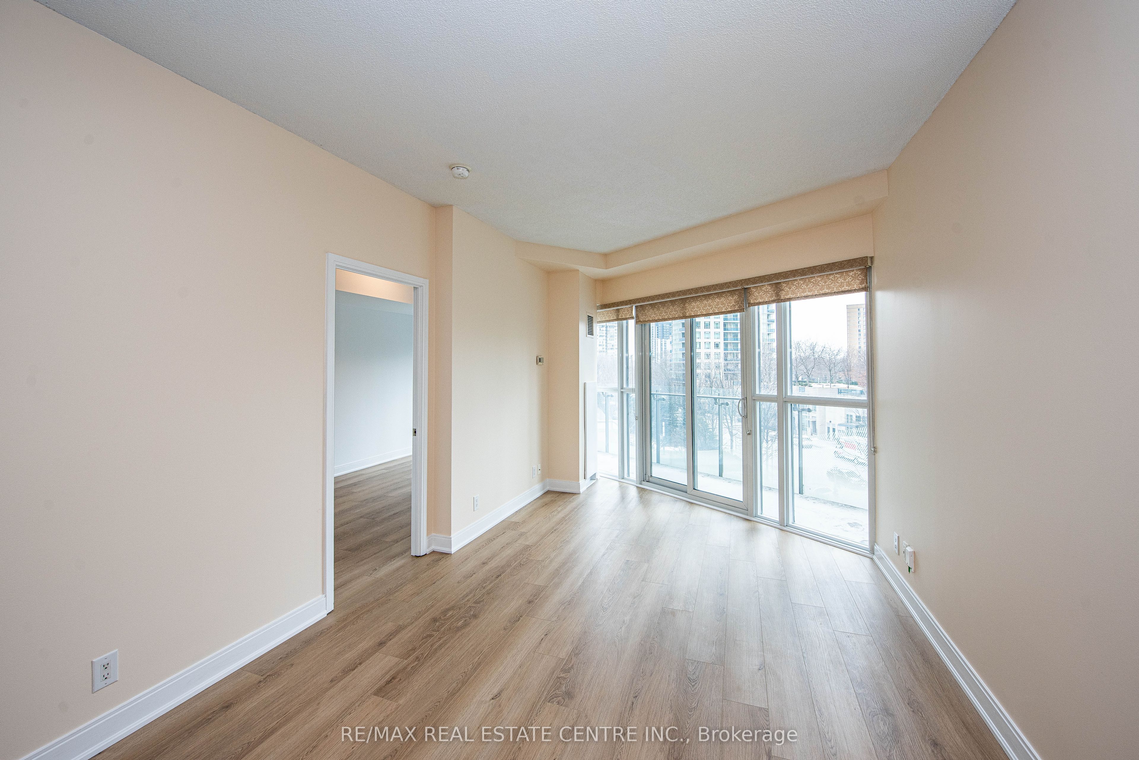 50 Absolute Avenue, #303