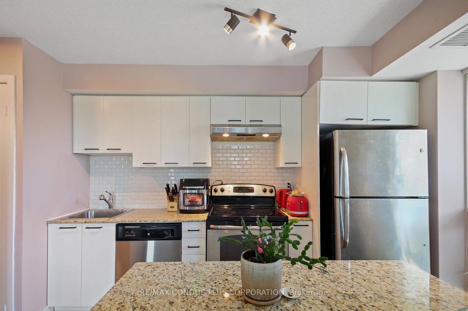 1 Bedroom Condo at 155 Legion, Toronto For sale