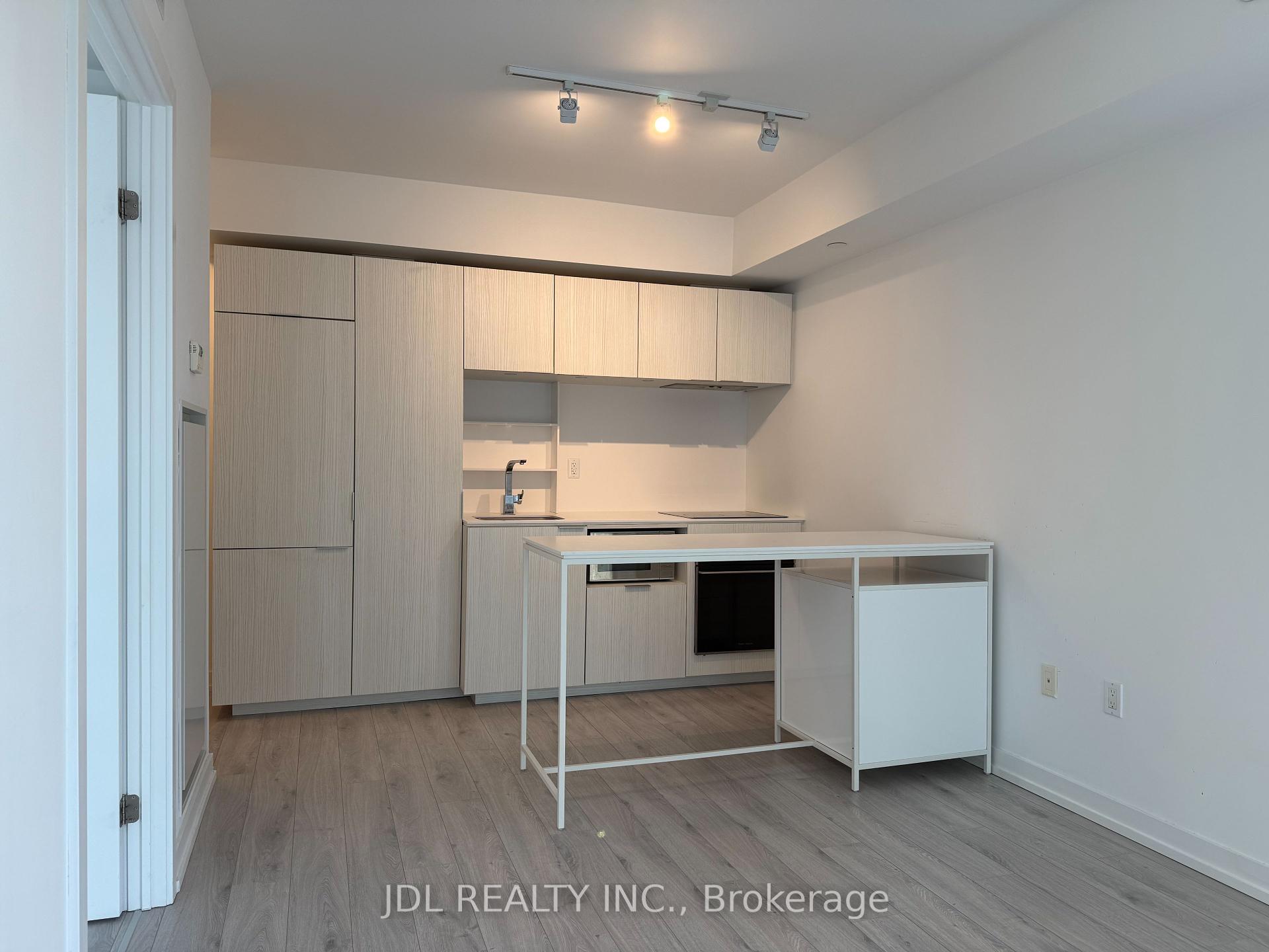 2 Bedrooms Condo at 77 Shuter,  Toronto For sale