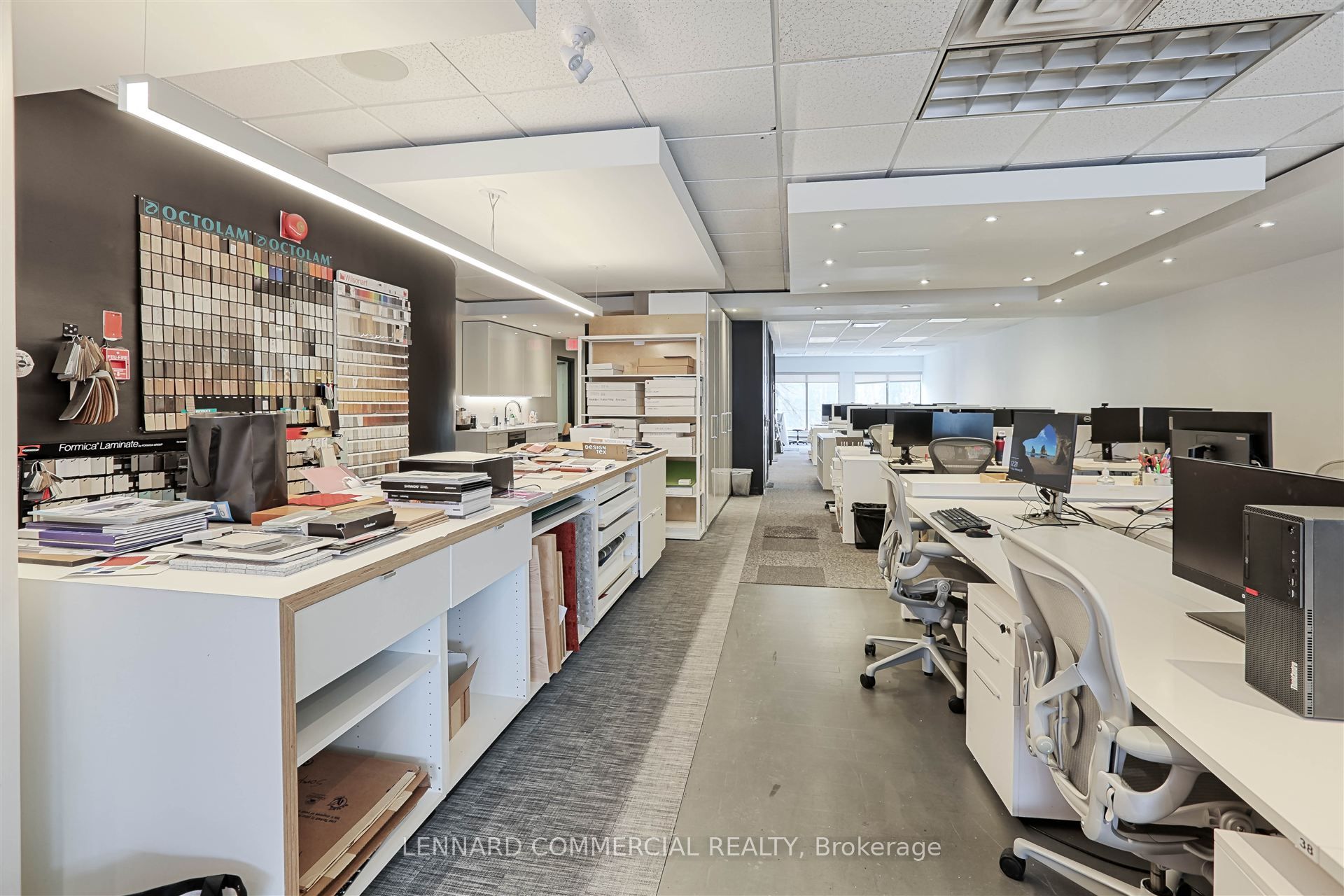 354 Davenport Road, #200