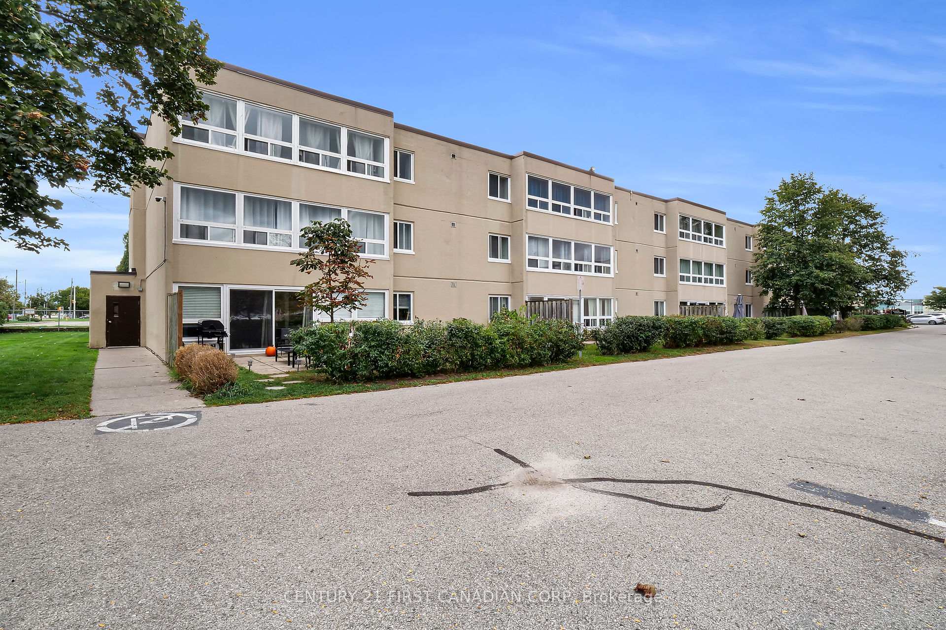 #212 - 1447 Huron Street, London East, ON N5V 2E6 #212