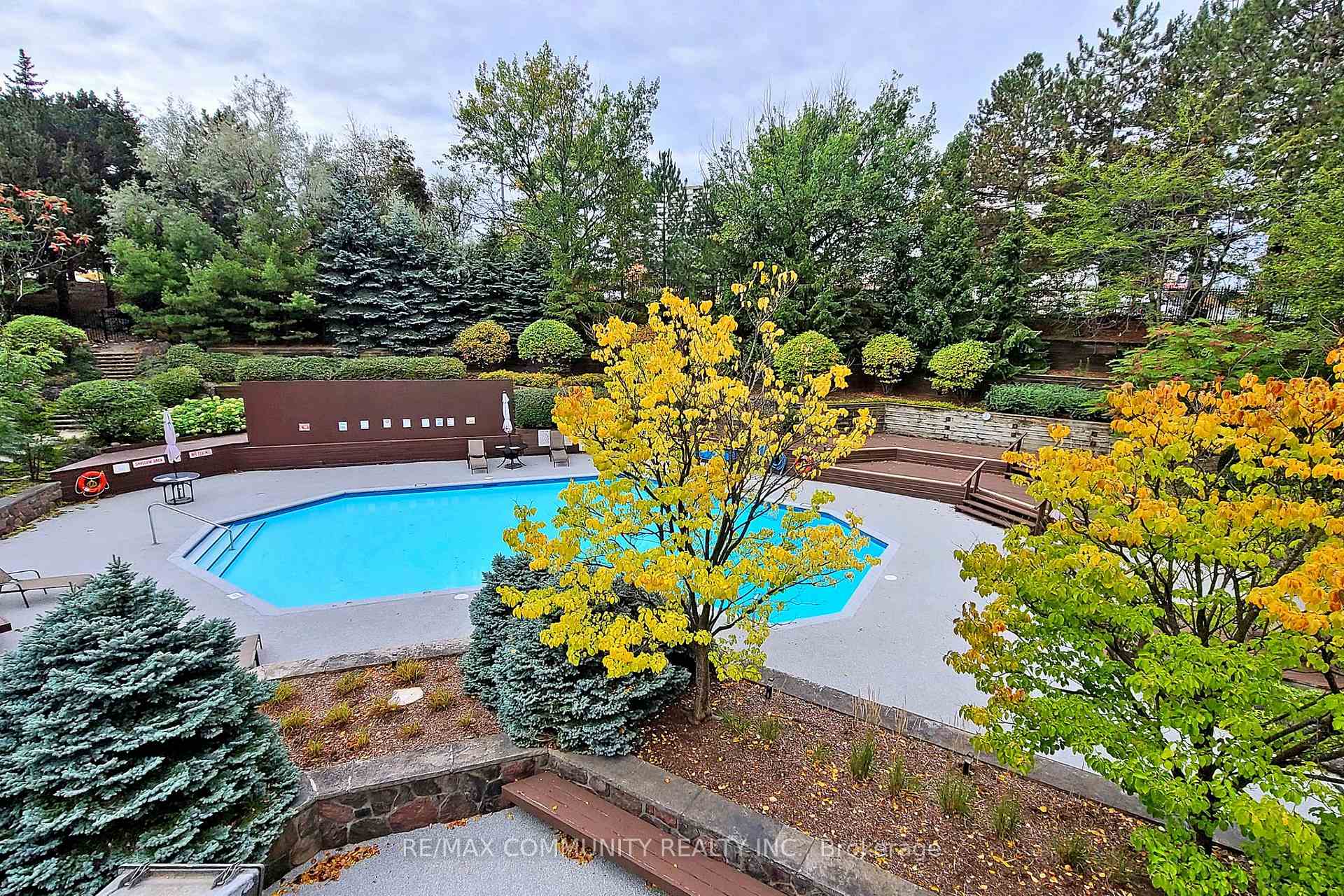 2 Bedrooms Condo at 2330 Bridletowne, Toronto For sale
