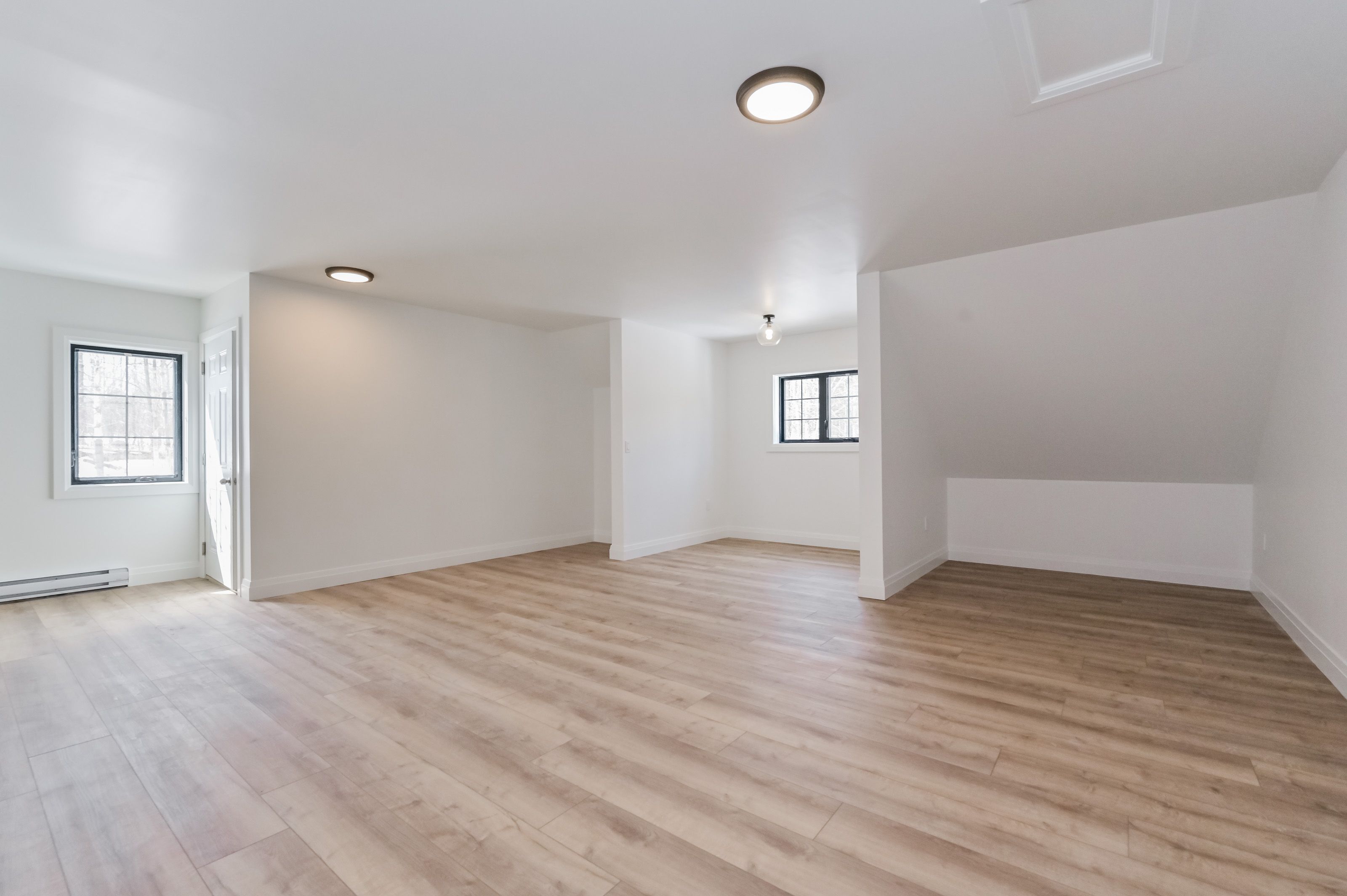 433 South River Road