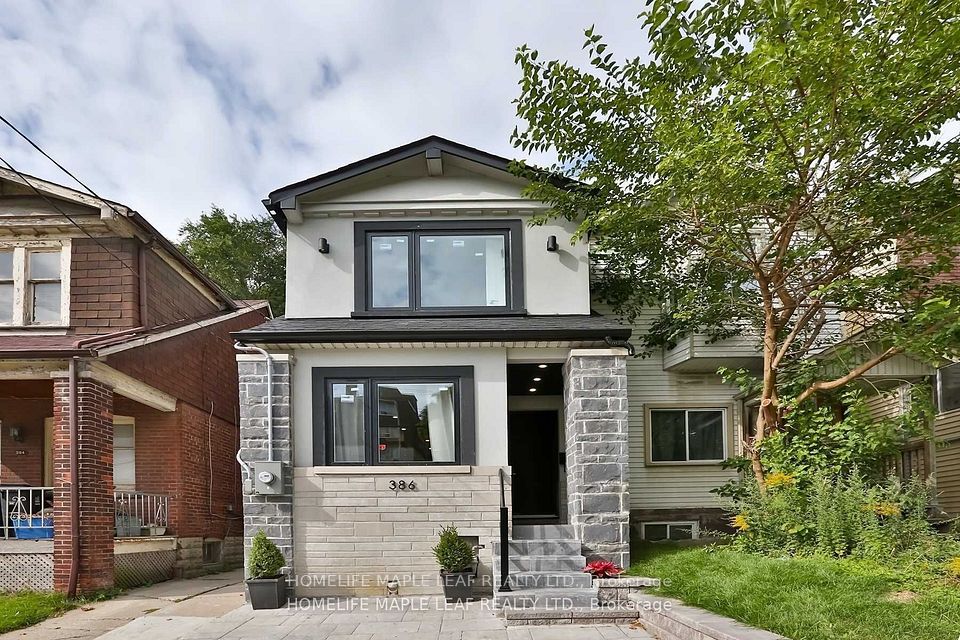 386 Coxwell Avenue