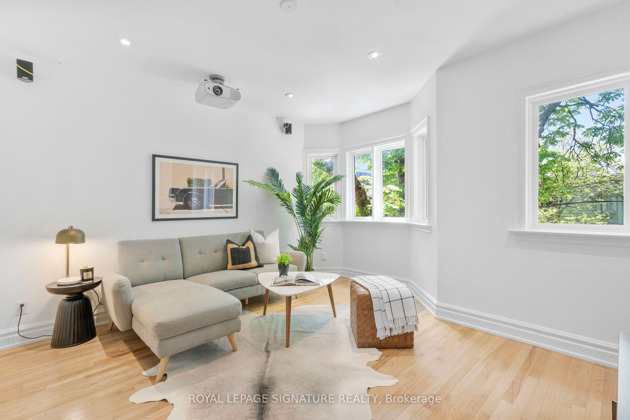 15 Boulton Avenue
