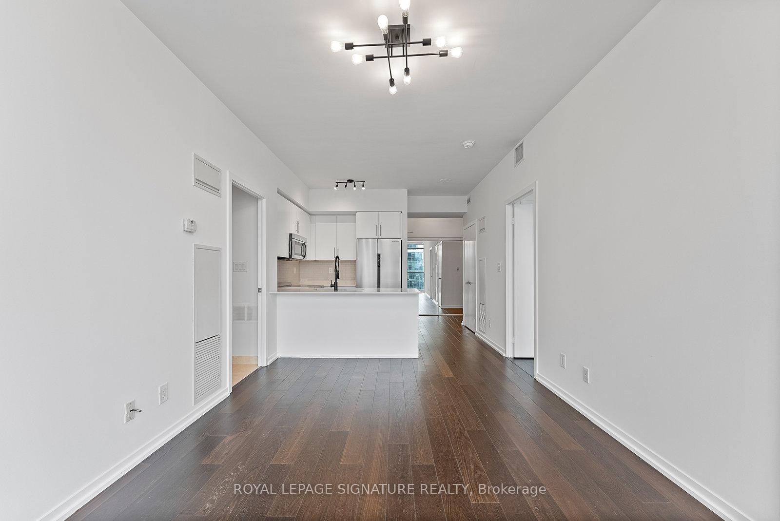 3 Bedrooms Condo at 65 Bremner, Toronto For sale