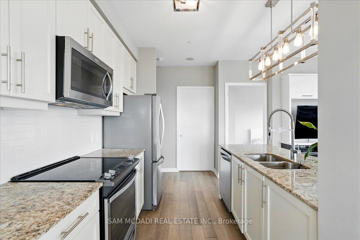 2 Bedrooms Condo at 3975 Grand Park, Mississauga For sale