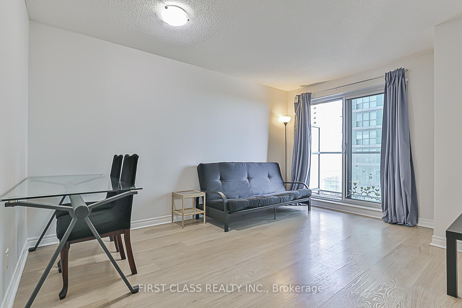 1 Bedroom Condo at 70 Town Centre, Toronto For sale