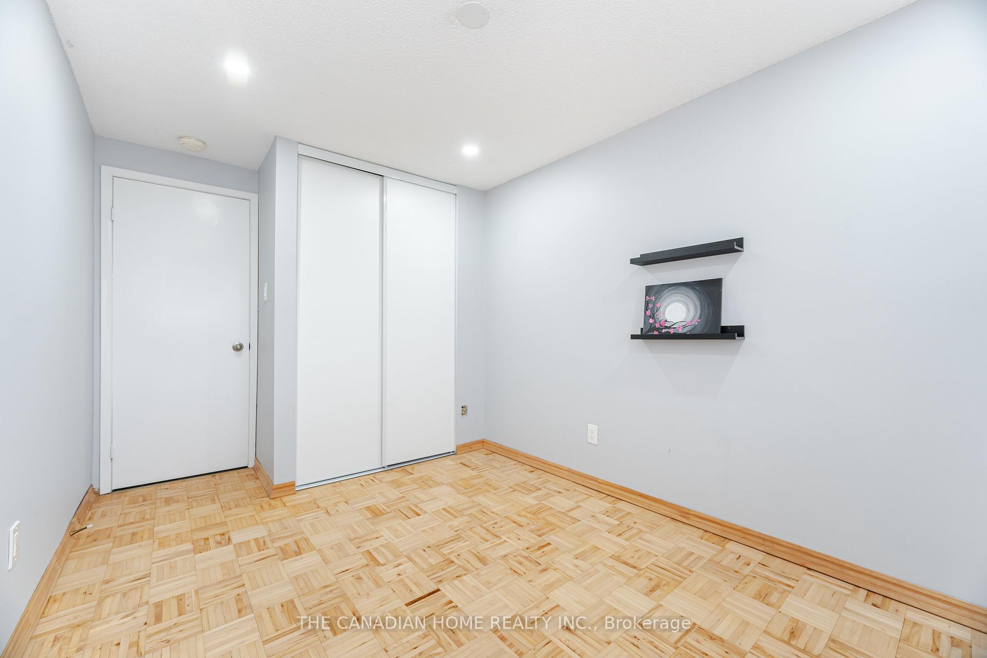 3 Bedrooms Condo at 4662 Kingston, Toronto For sale