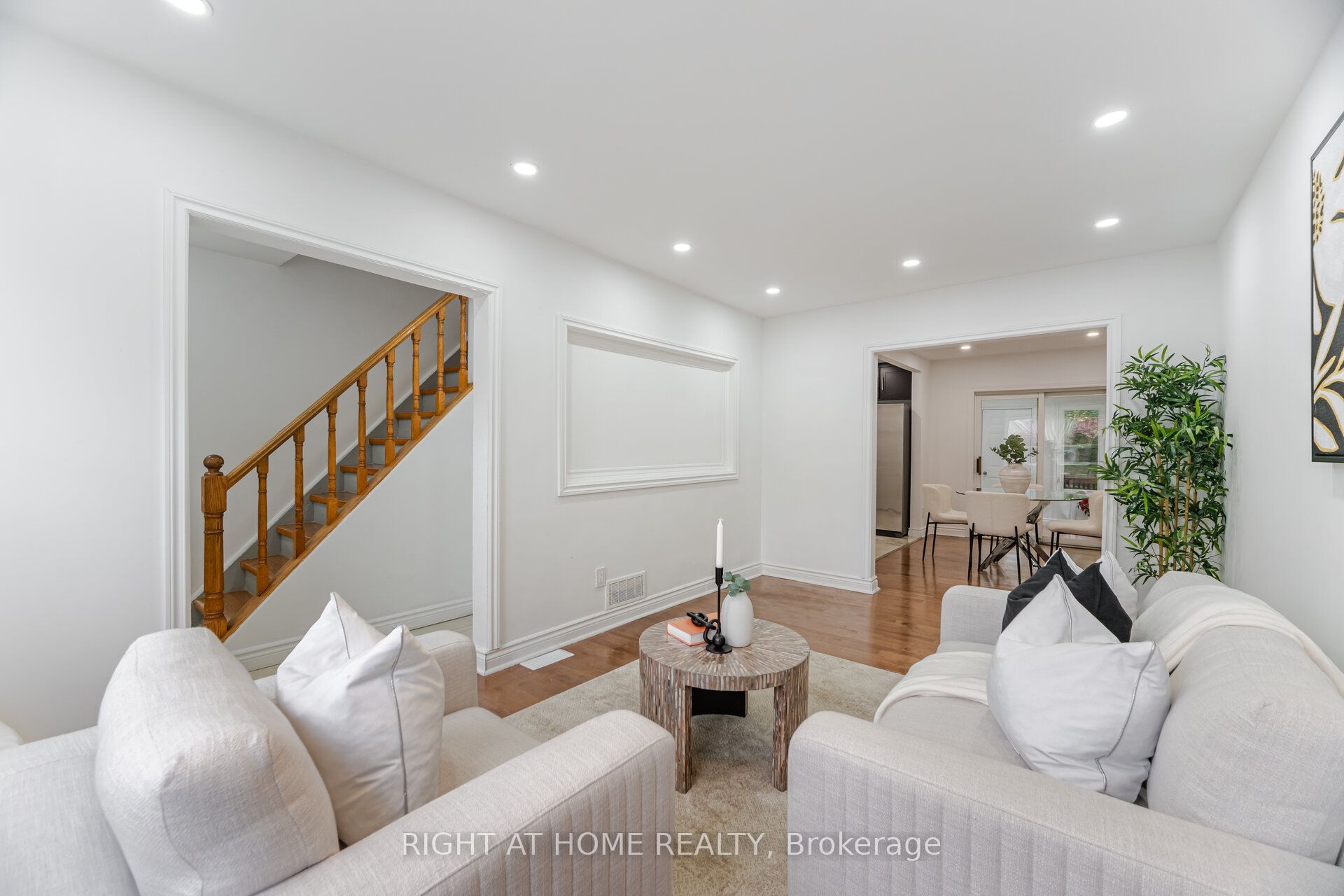 79 Chapman Avenue