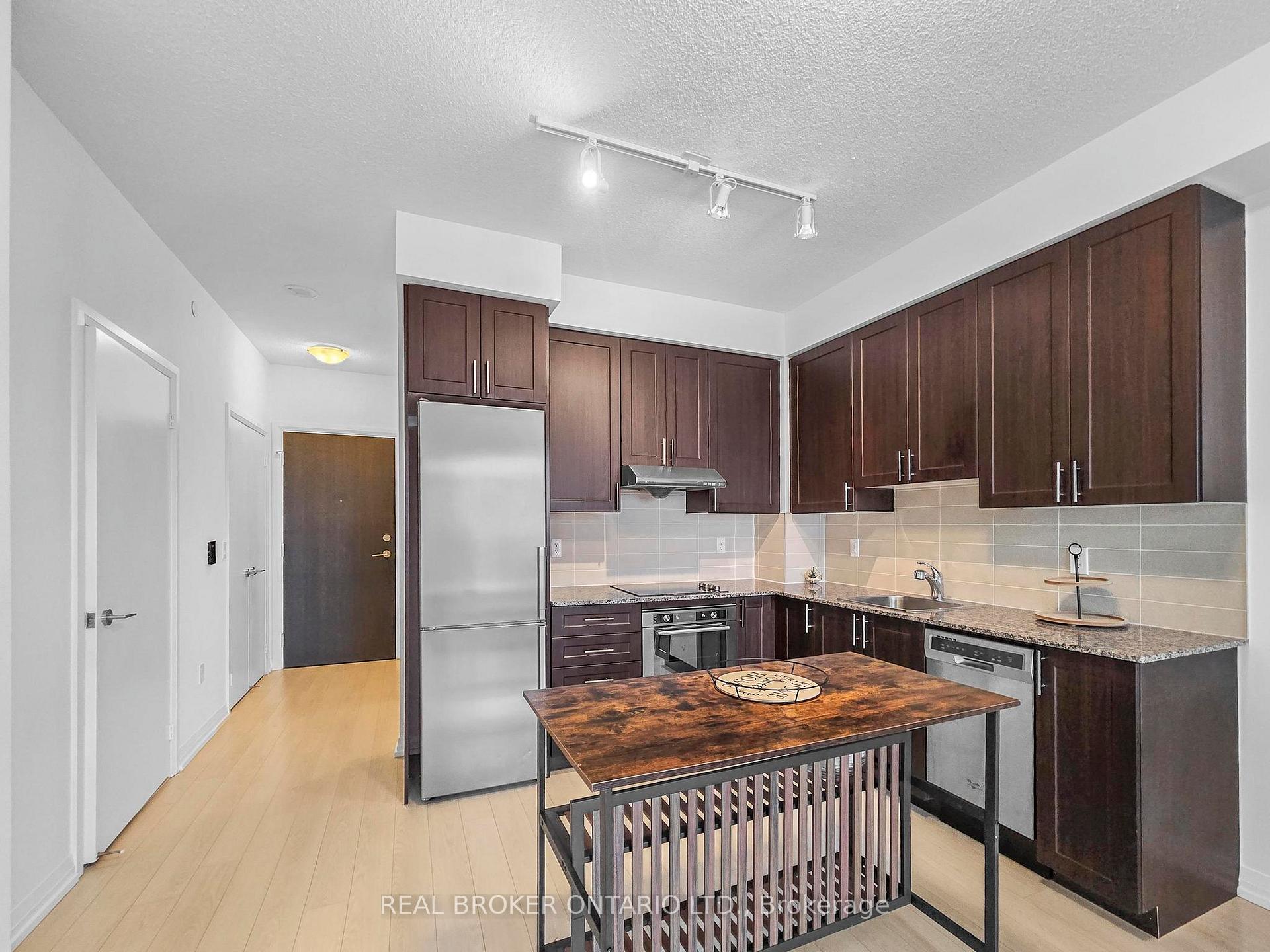 2 Bedrooms Condo at 55 Ann O’reilly, Toronto For sale