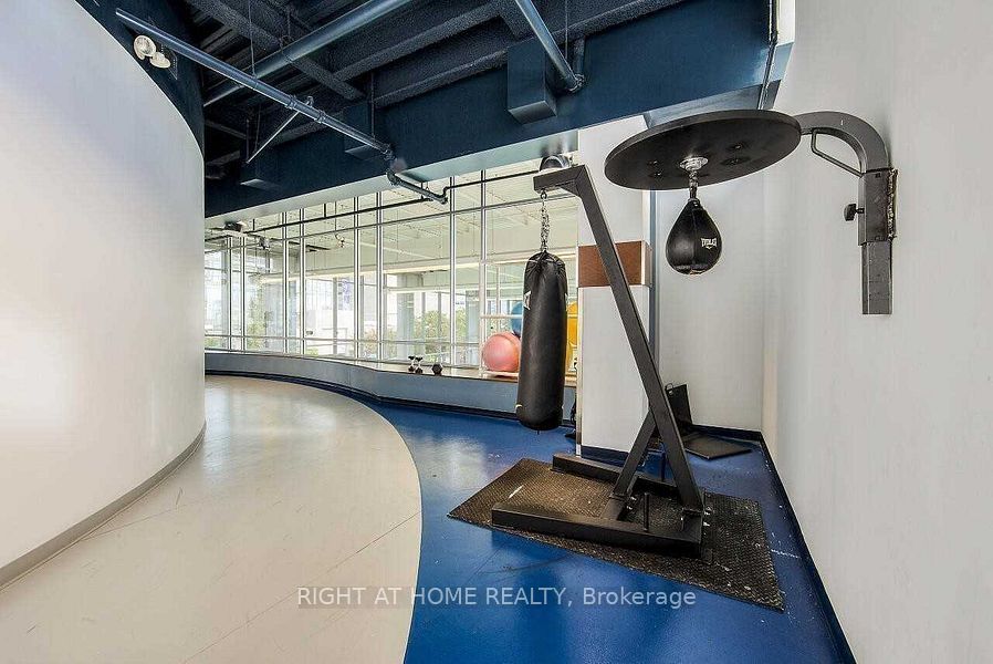 5 Mariner Terrace, #1809