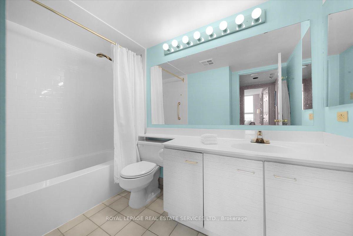 3 Bedrooms Condo at 271 Ridley, Toronto For sale