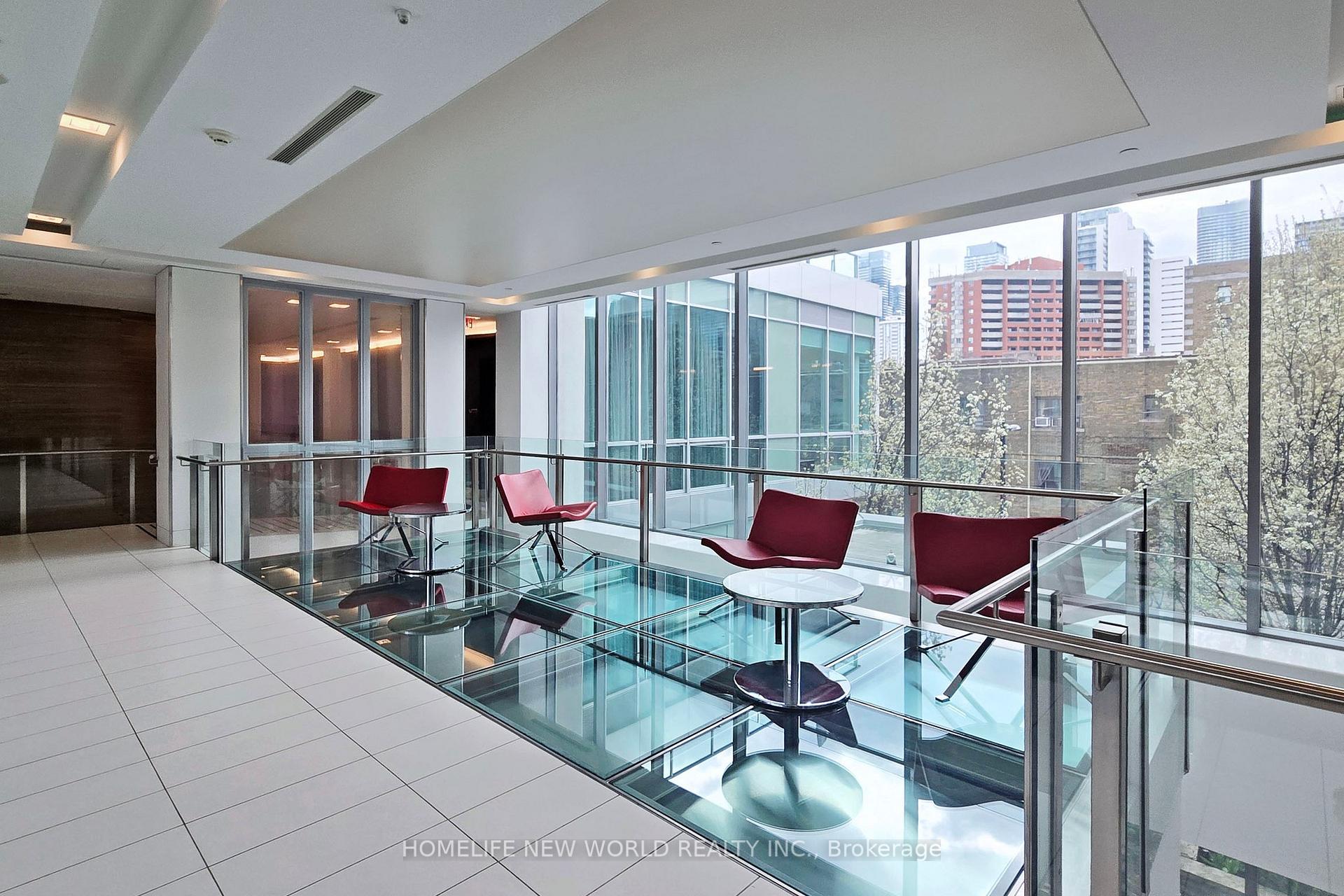 2 Bedrooms Condo at 120 Homewood, Toronto For sale