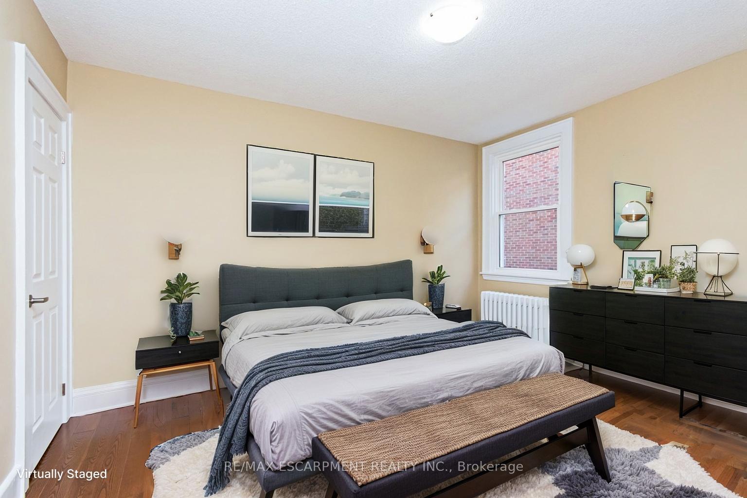 1 Bedroom Condo at 362 John, Hamilton For sale