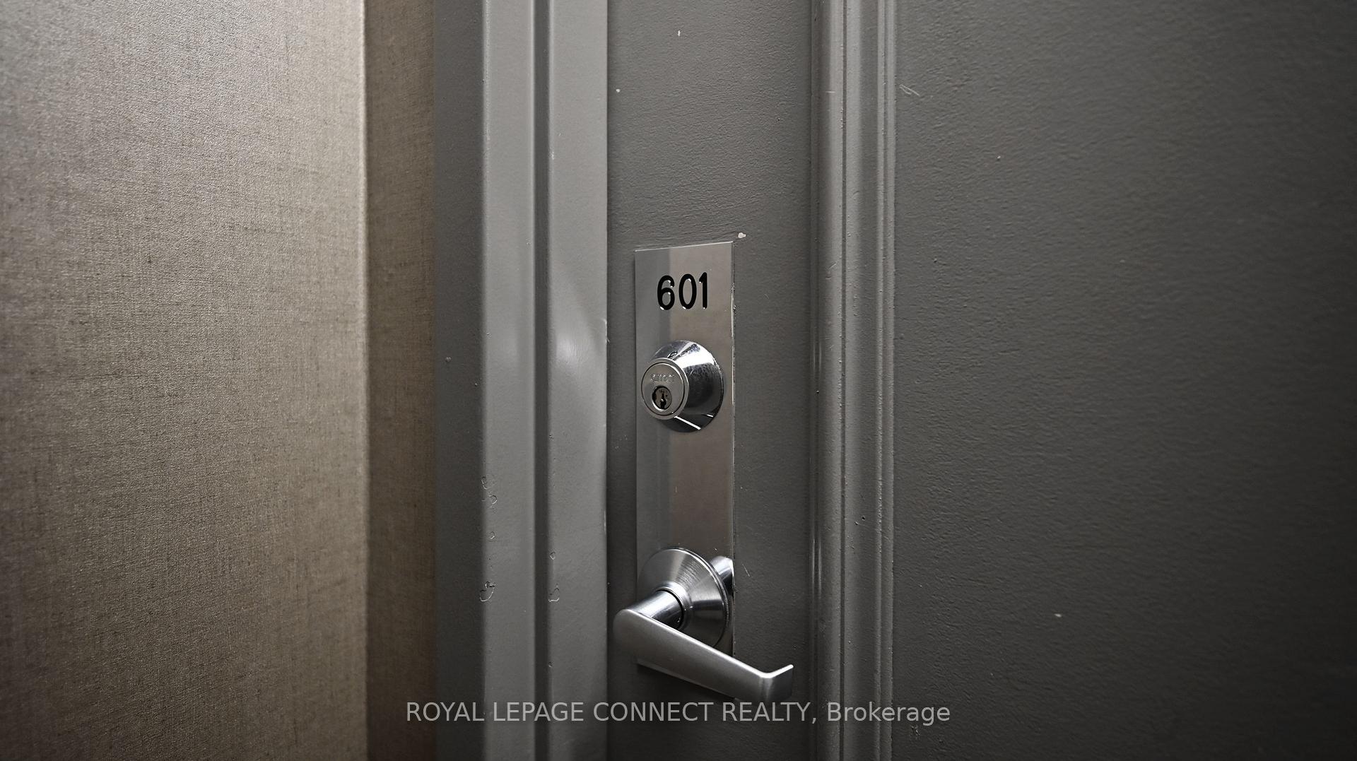 1 Bedroom Condo at 801 King, Toronto For sale