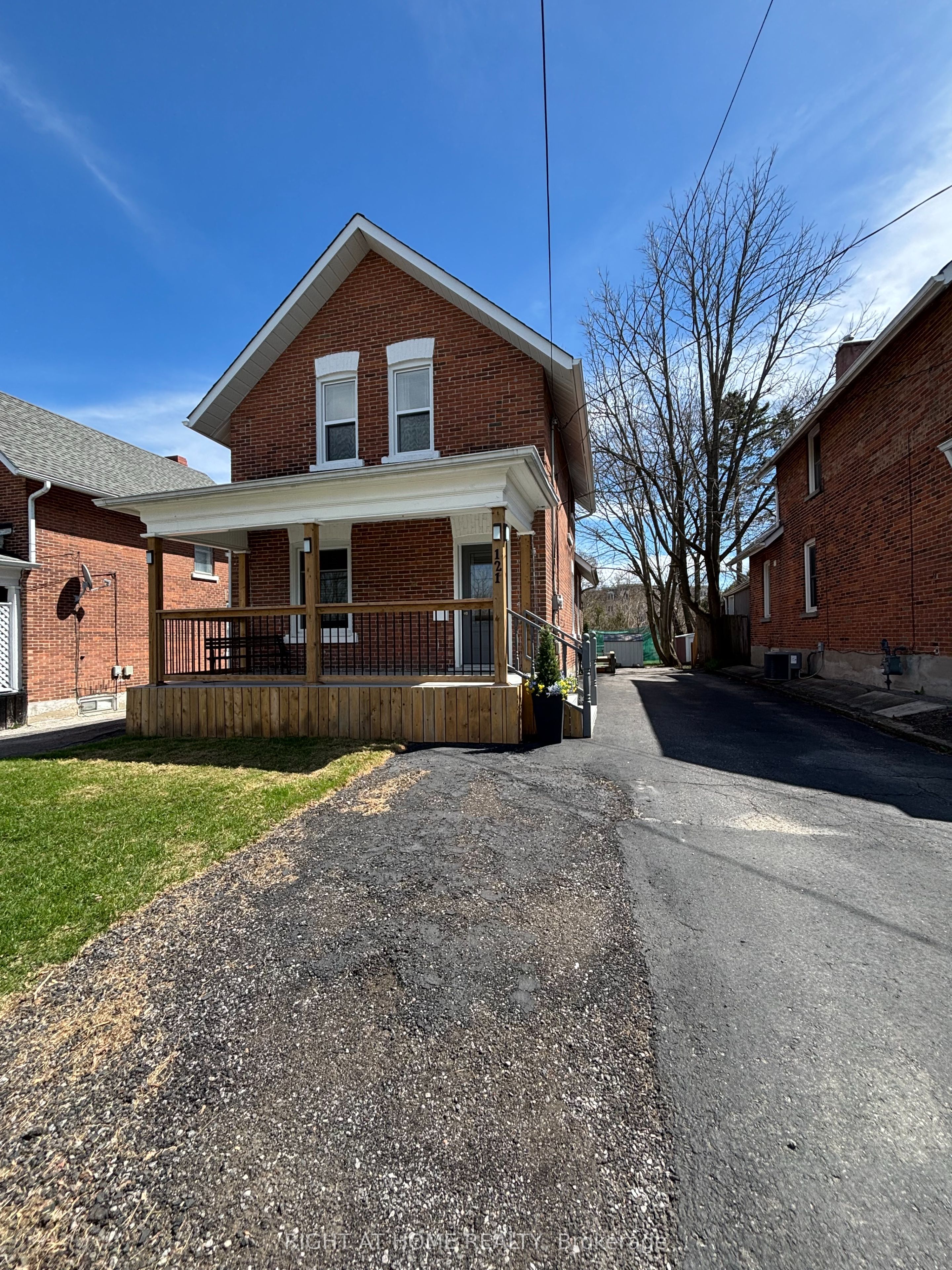 121 W Durham Street W Kawartha Lakes, Ontario Past brought to present: this "Century Home" fully renovated with contemporary finishes ready for new beginnings and lasting memories. Located in South Lindsay in a cared for neighborhood with mature trees, parks, schools and close to downtown and all it has to offer. Open concept kitchen /dining rooms for a warm cozy entertaining atmosphere with a formal touch. Relaxing in the living room with sliding door access to the deck and back yard for casual encounters, BBQing and simply chilling. The second floor with 3 bedrooms and 4 pc bath with larger upgraded windows offering plenty of natural light and a welcoming calm breeze in nice weather. The lower of the home with a large recreation room , 2 pc bath, utility and furnace rooms complete the lower of this meticulous and carefully planned full renovation from top to bottom with no detail spared. Your own private drive with 3 parking spaces and garden shed add to the splendor of this welcoming home.