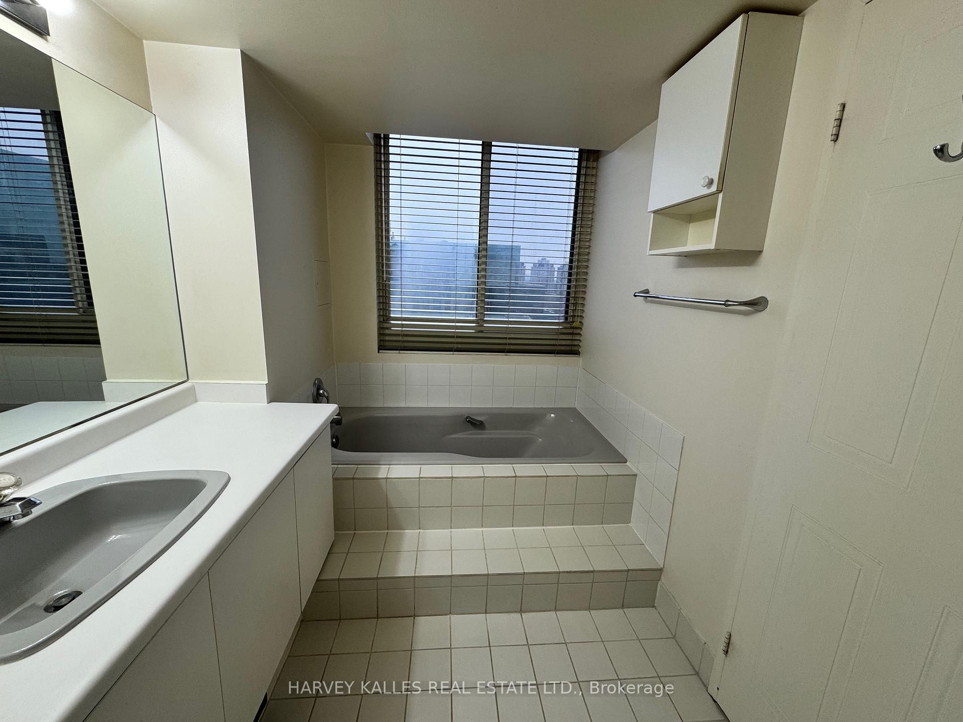 5 Kenneth Avenue 1706