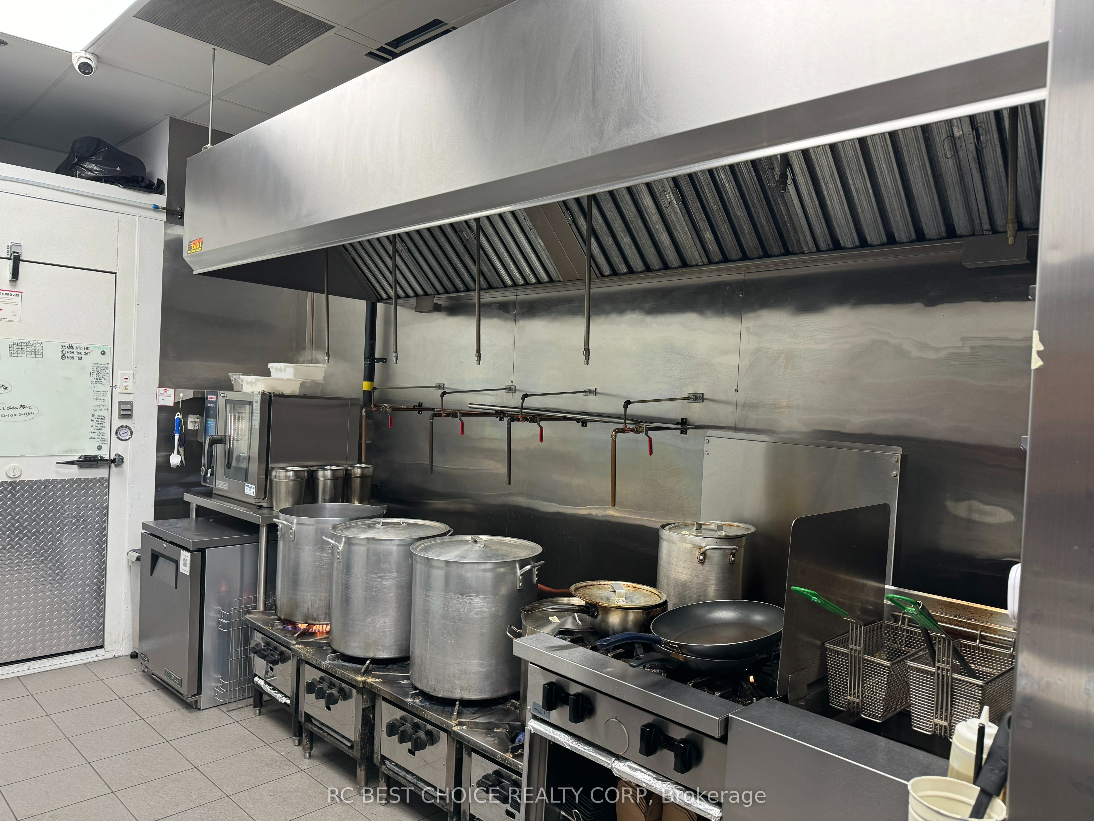 2131 Yonge Street, #3