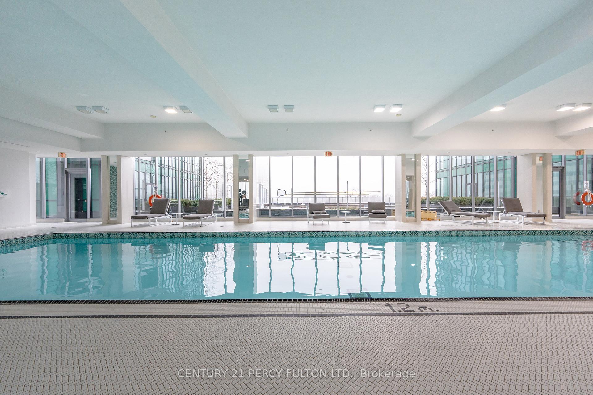 2 Bedrooms Condo at 9 Bogert, Toronto For sale