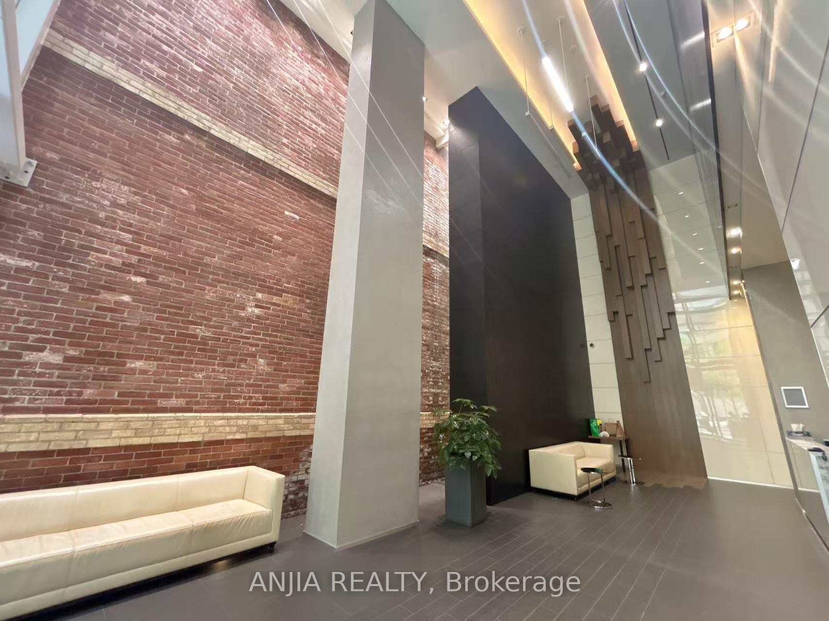 1 Bedroom Condo at 15 Grenville, Toronto For sale